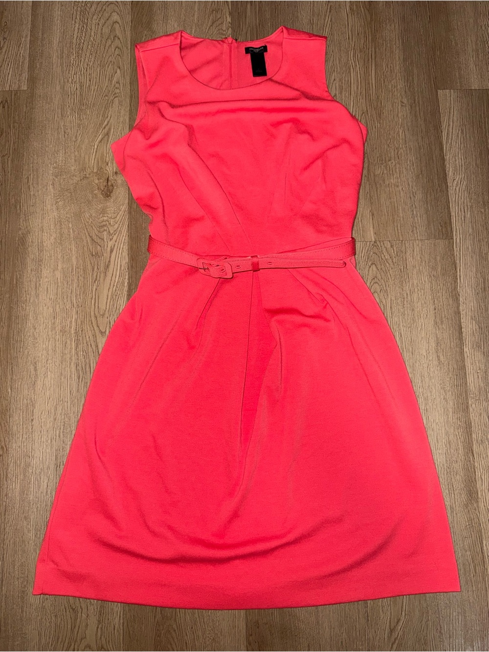 Ann Taylor sleeveless dress with belt